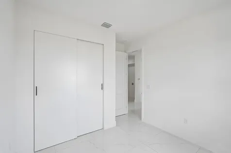 9035 W Broad Circle Labelle FL 33935