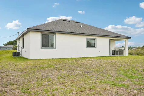 9035 W Broad Circle Labelle FL 33935