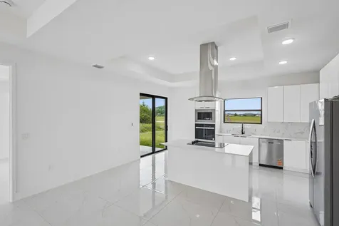 9035 W Broad Circle Labelle FL 33935