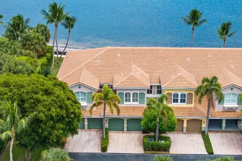 132 Las Brisas Circle Hypoluxo FL 33462