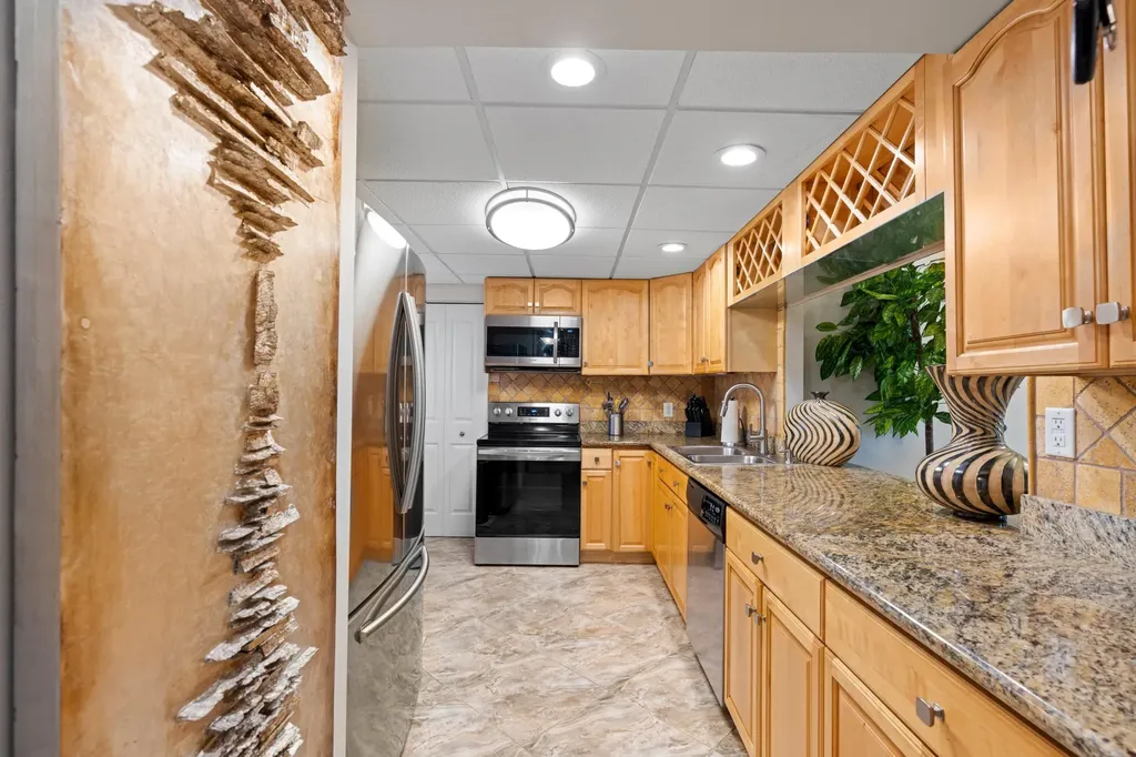 6461 NW 2nd Avenue Boca Raton FL 33487