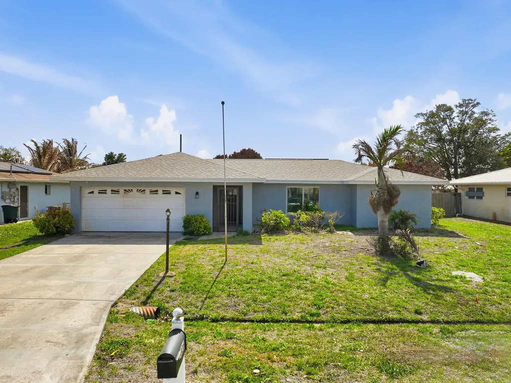826 SE Quiescent Lane Port St Lucie FL 34983