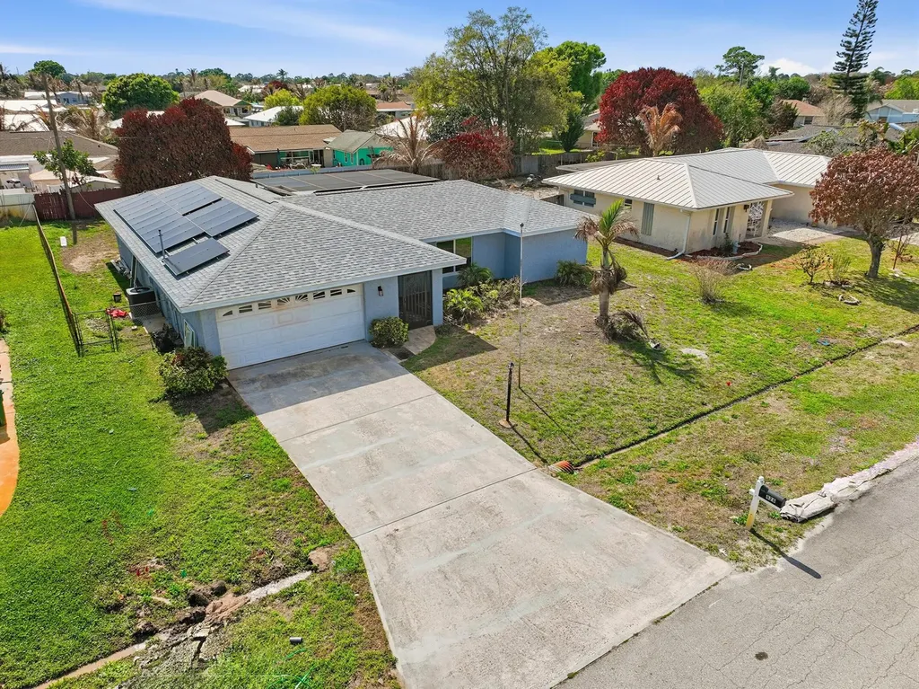 826 SE Quiescent Lane Port St Lucie FL 34983