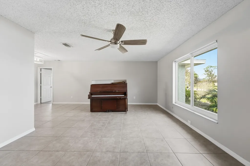 826 SE Quiescent Lane Port St Lucie FL 34983