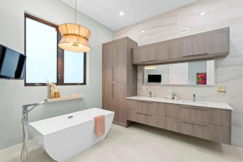 764 Lake Trail Delray Beach FL 33483