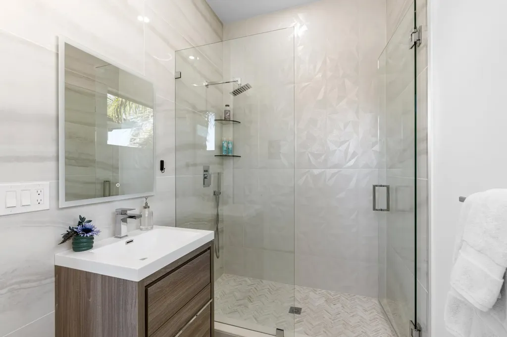 764 Lake Trail Delray Beach FL 33483