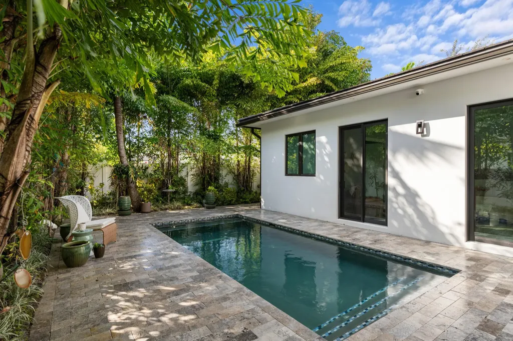 764 Lake Trail Delray Beach FL 33483