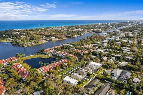 764 Lake Trail Delray Beach FL 33483