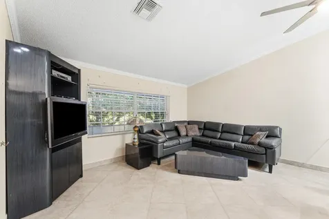 6122 Golf Villas Drive Boynton Beach FL 33437
