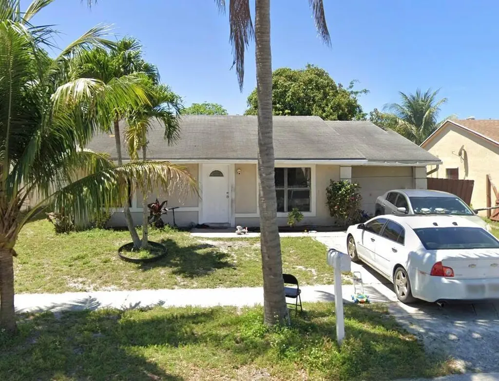 5489 Thurston Avenue Lake Worth FL 33463