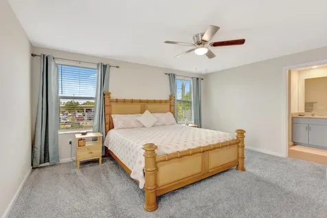 2401 SE Tarvest Way Stuart FL 34997