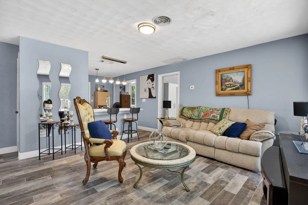 2811 NE 9th Terrace Pompano Beach FL 33064