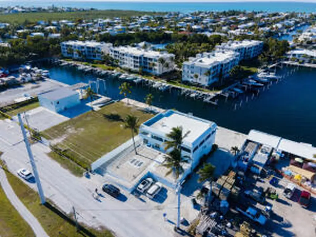74560 Overseas Highway Islamorada FL 33036