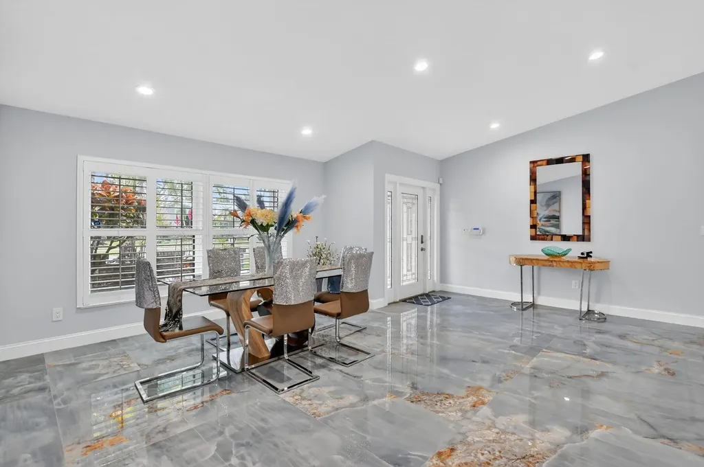 10294 Crosswind Road Boca Raton FL 33498