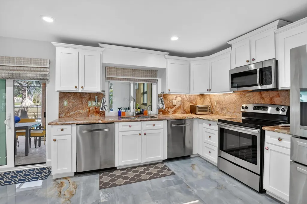 10294 Crosswind Road Boca Raton FL 33498