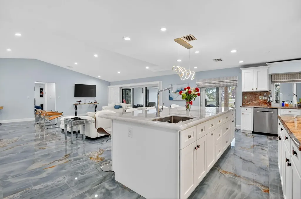 10294 Crosswind Road Boca Raton FL 33498
