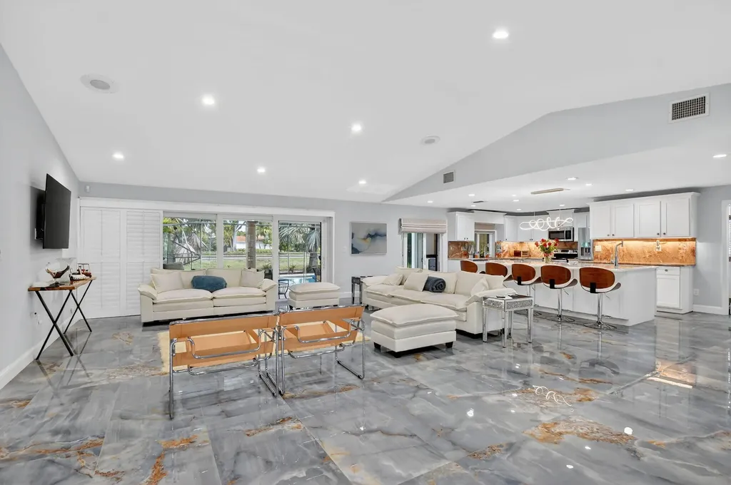 10294 Crosswind Road Boca Raton FL 33498
