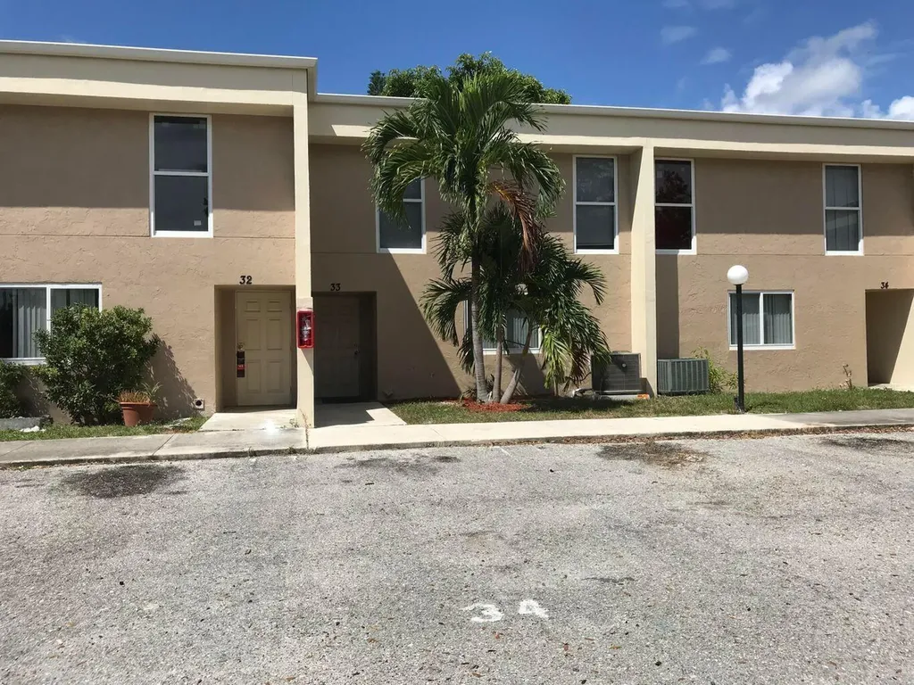 2800 Georgia Avenue West Palm Beach FL 33405