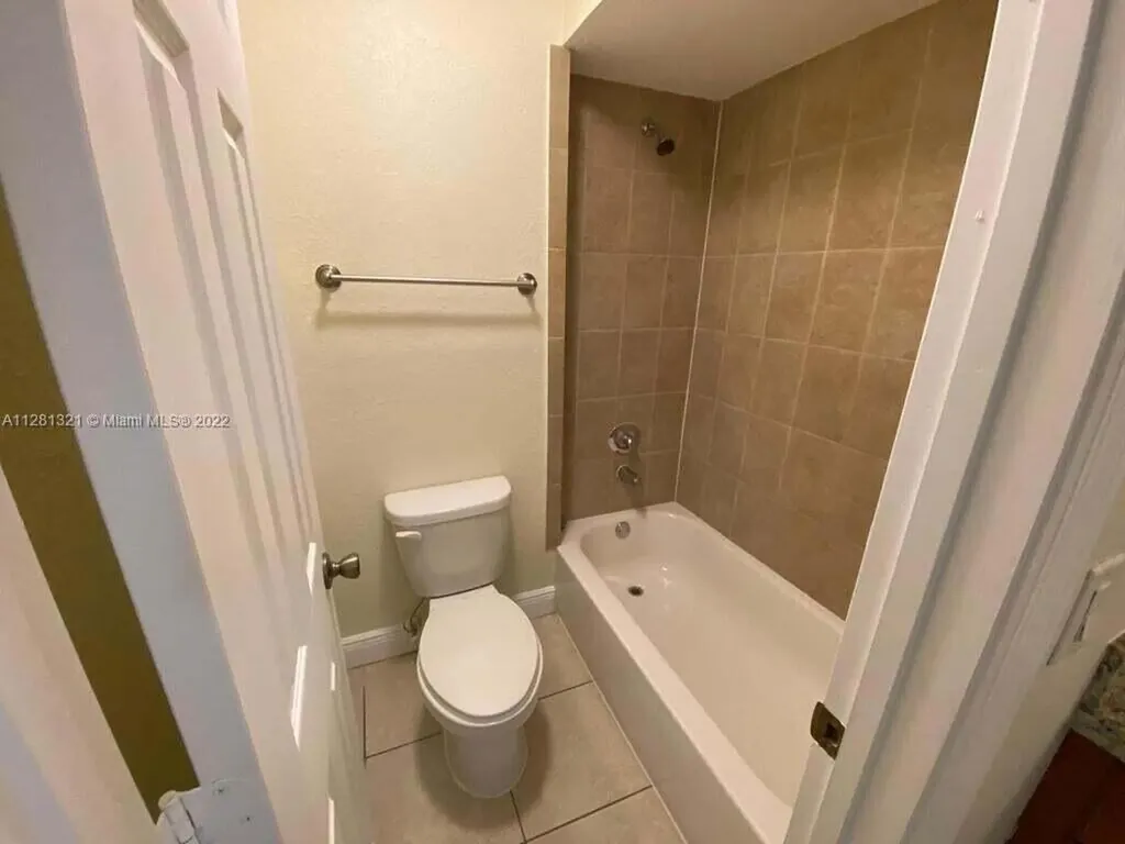 2800 Georgia Avenue West Palm Beach FL 33405