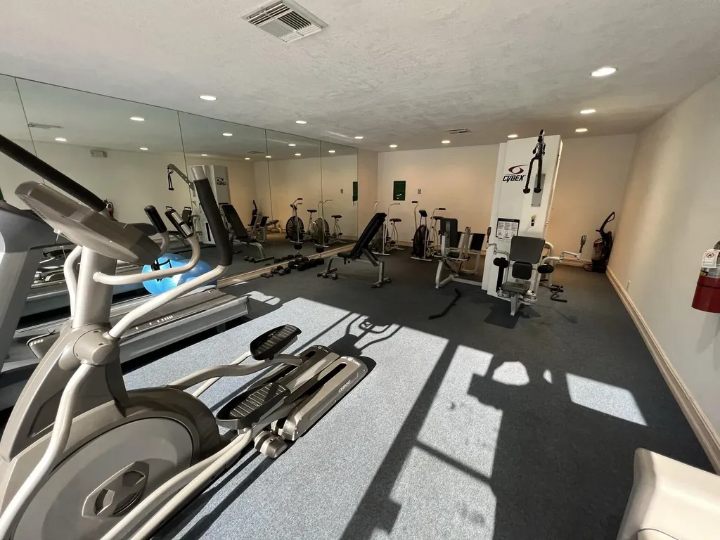 1 Royal Palm Way Boca Raton FL 33432