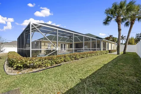 2092 SW Villanova Road Port St Lucie FL 34953