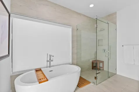 2498 NW 39th Street Boca Raton FL 33431