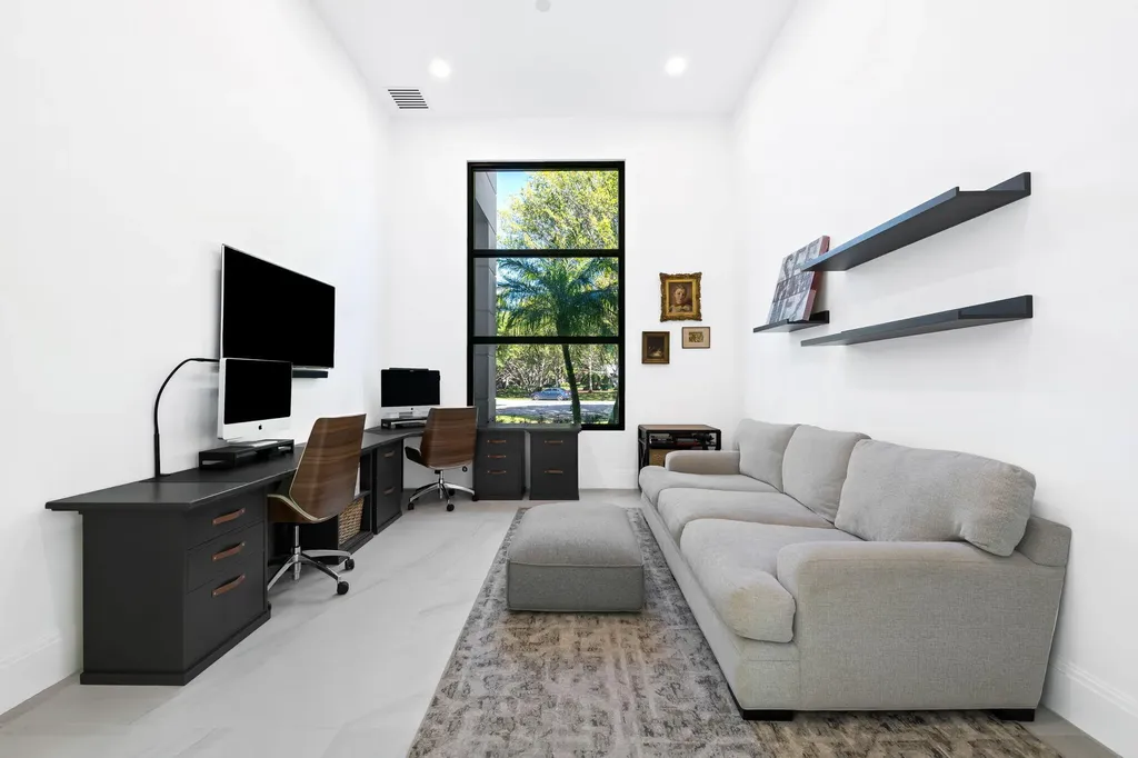 18338 Guardian Circle Boca Raton FL 33496