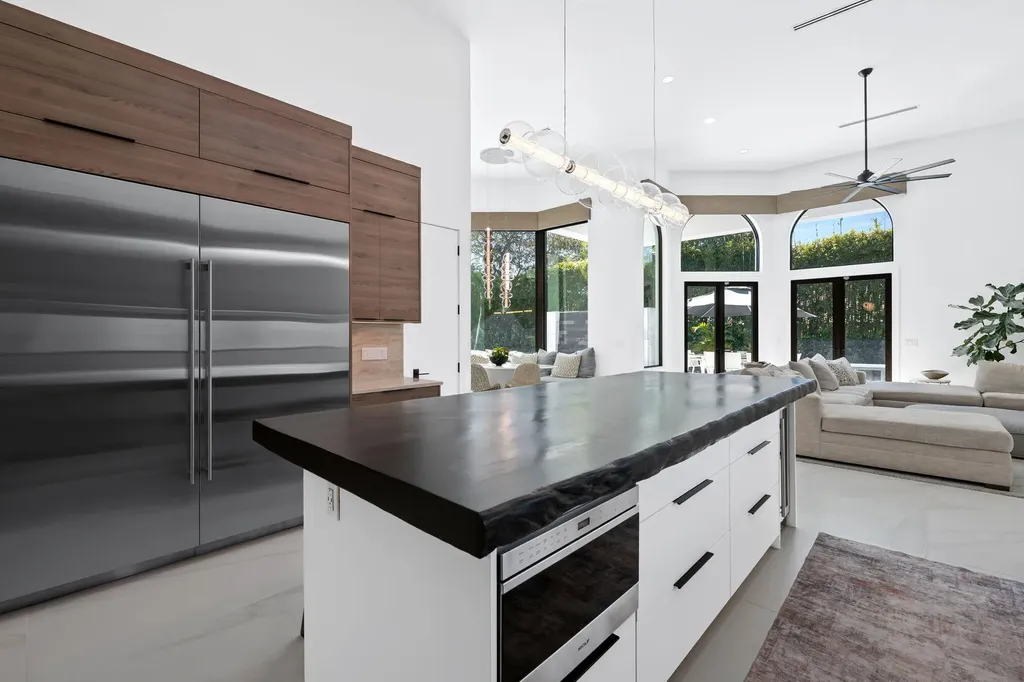 18338 Guardian Circle Boca Raton FL 33496