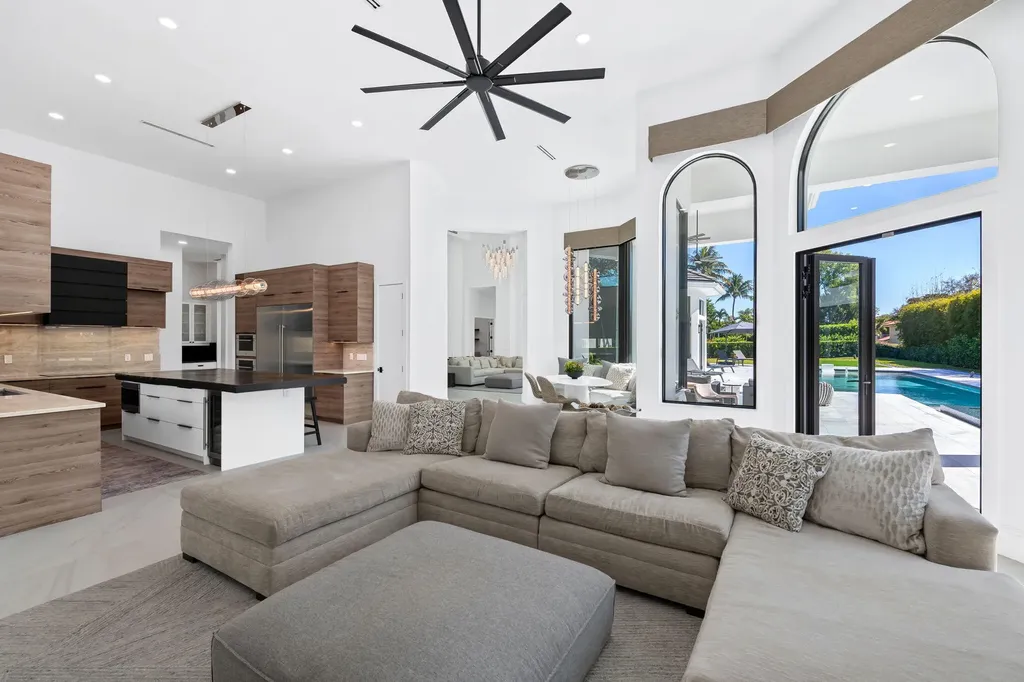 18338 Guardian Circle Boca Raton FL 33496