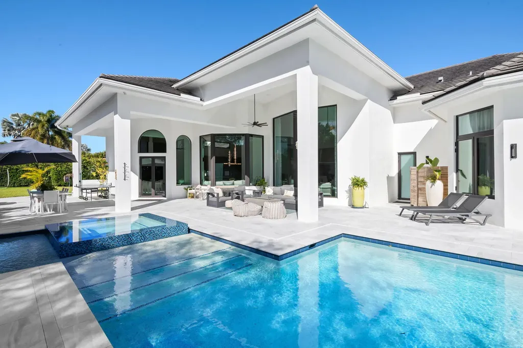 18338 Guardian Circle Boca Raton FL 33496