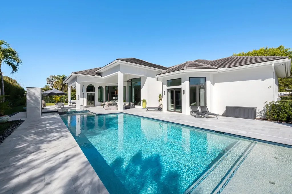 18338 Guardian Circle Boca Raton FL 33496