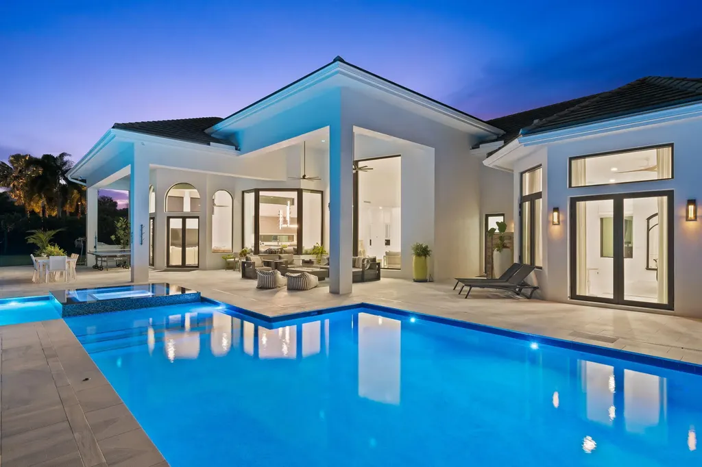 18338 Guardian Circle Boca Raton FL 33496