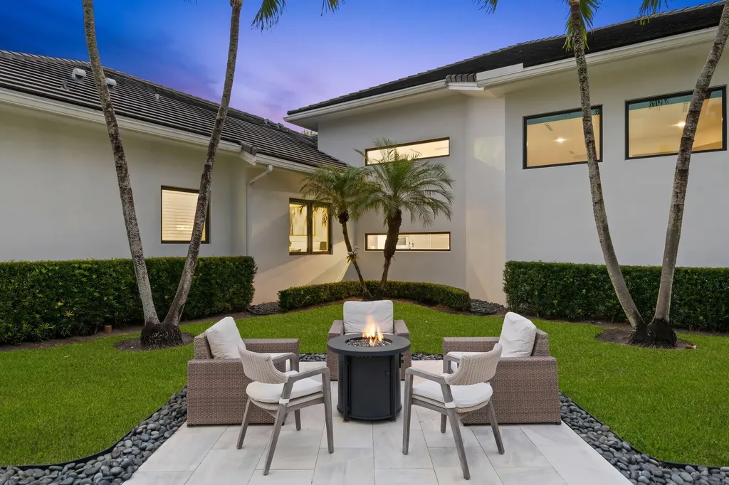 18338 Guardian Circle Boca Raton FL 33496