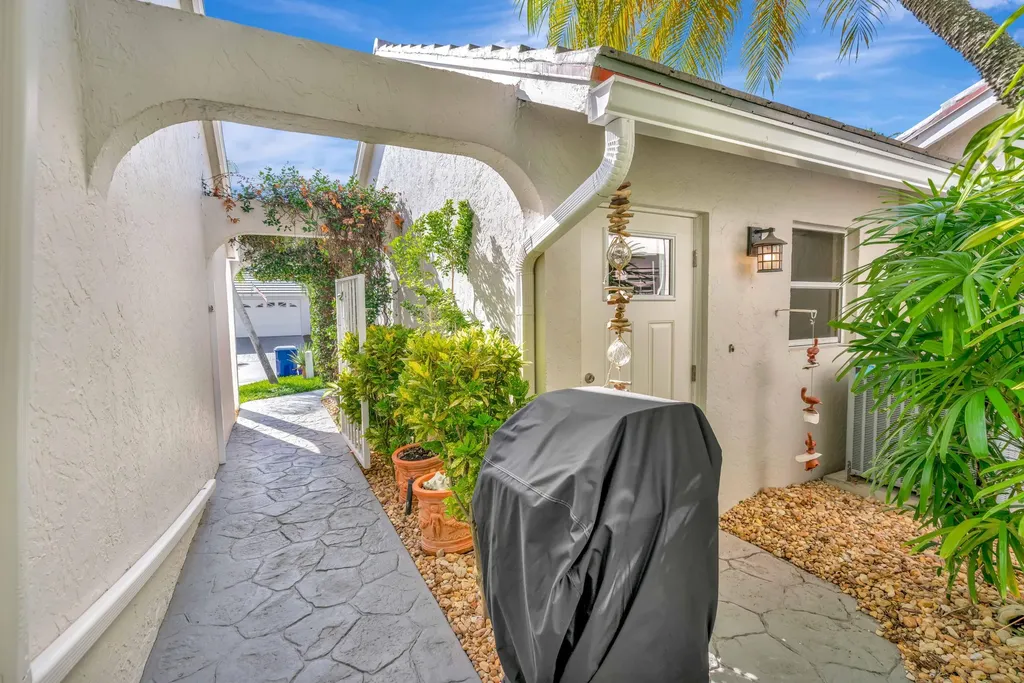 1000 N Us Highway 1 Jupiter FL 33477