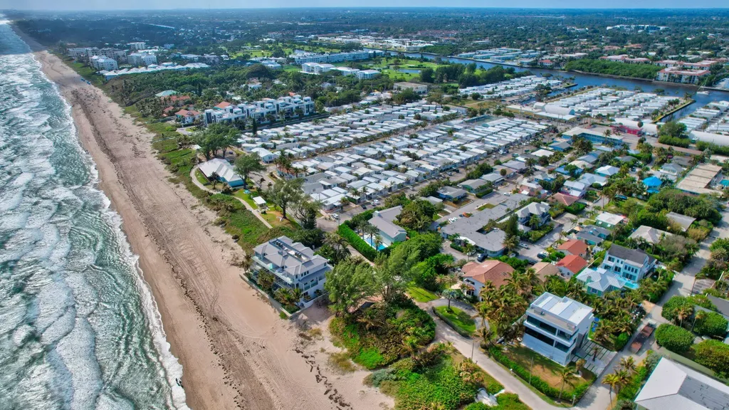5015 Old Ocean Boulevard Ocean Ridge FL 33435