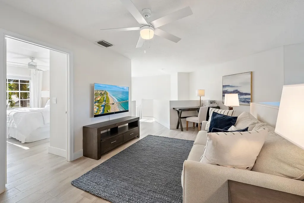 8307 Quail Meadow Way West Palm Beach FL 33412