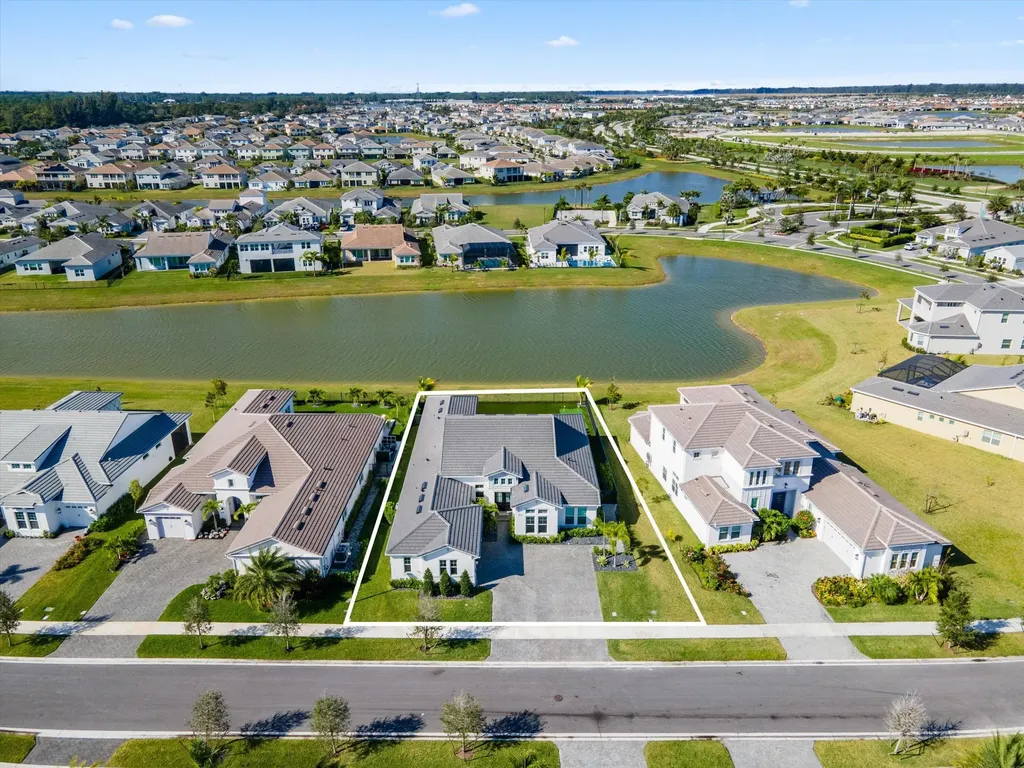 4727 Estates Circle Westlake FL 33470