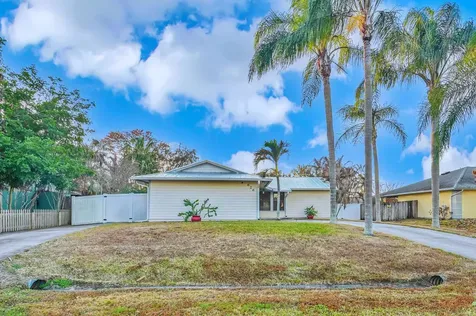 626 SW Cynthia Street Port St Lucie FL 34983