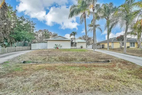 626 SW Cynthia Street Port St Lucie FL 34983