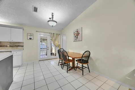626 SW Cynthia Street Port St Lucie FL 34983