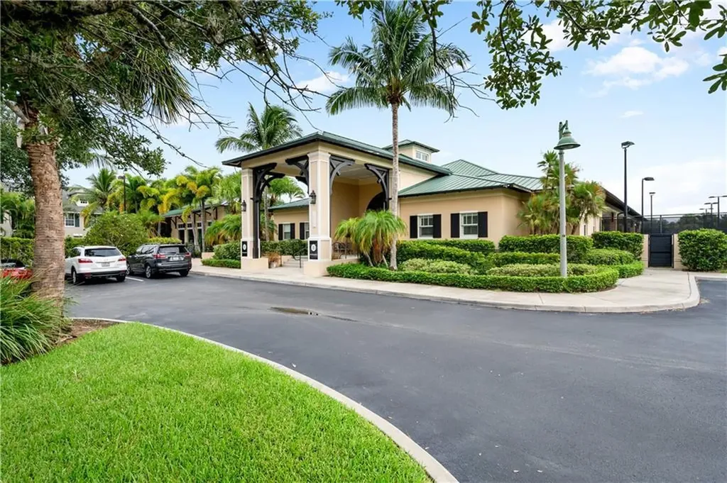 1634 Baseline Lane Vero Beach FL 32967