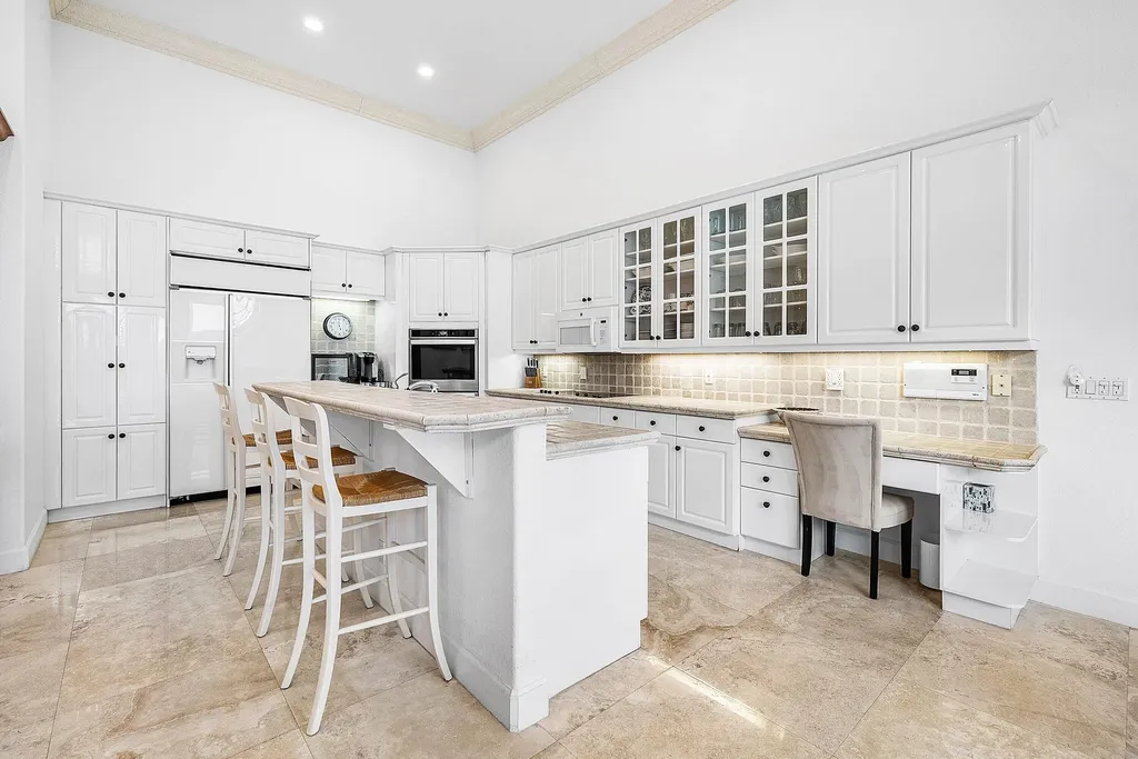 6412 San Michel Way Delray Beach FL 33484
