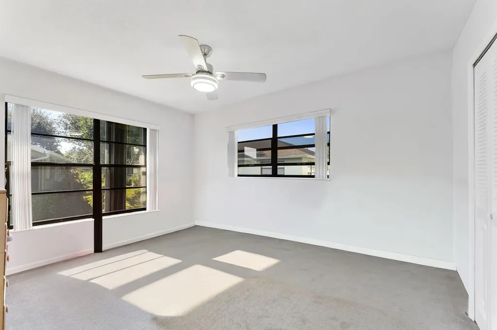 9860 Pecan Tree Drive Boynton Beach FL 33436