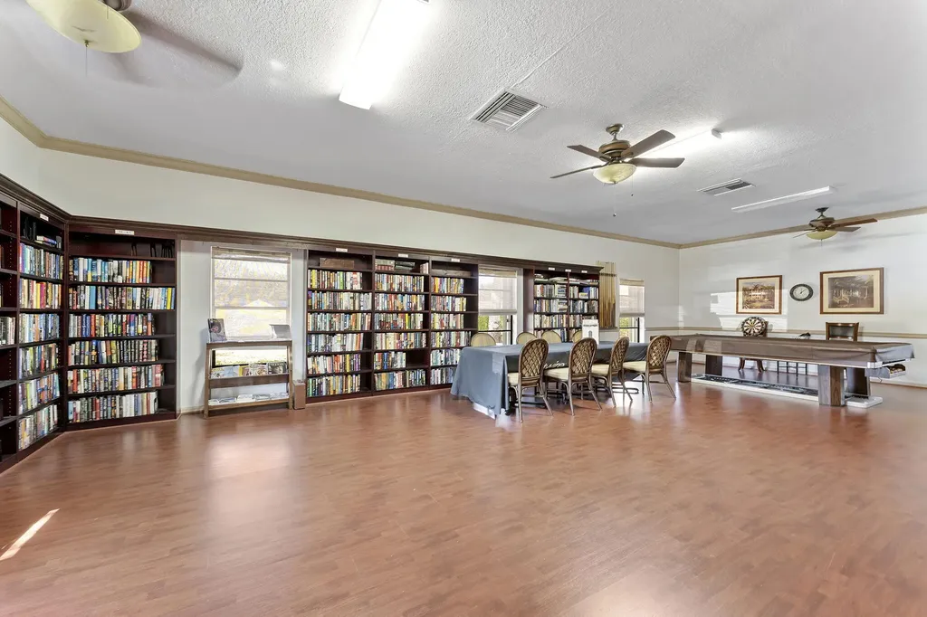 9860 Pecan Tree Drive Boynton Beach FL 33436