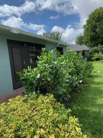 9860 Pecan Tree Drive Boynton Beach FL 33436