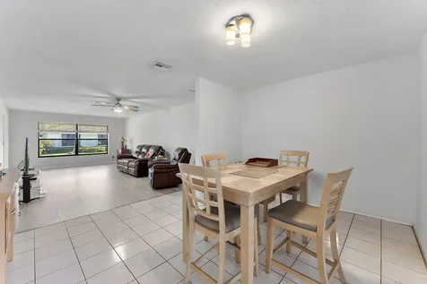 9860 Pecan Tree Drive Boynton Beach FL 33436