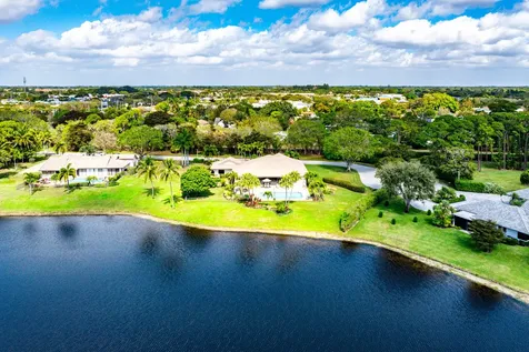 5221 Estates Drive Delray Beach FL 33445