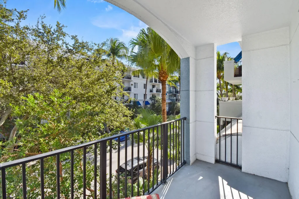 250 NE 3rd Avenue Delray Beach FL 33444