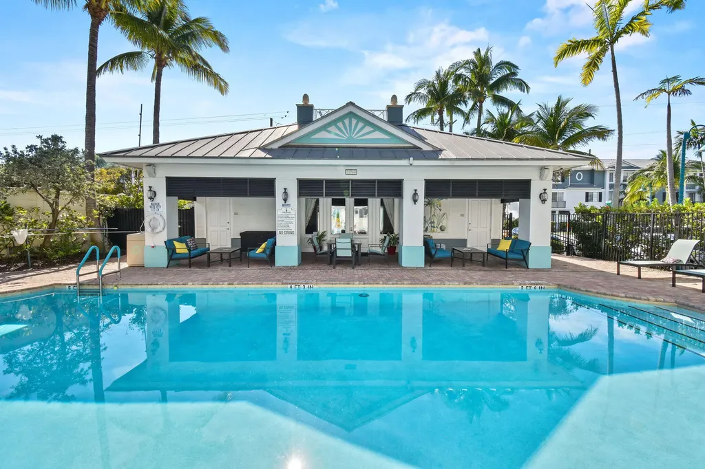 250 NE 3rd Avenue Delray Beach FL 33444