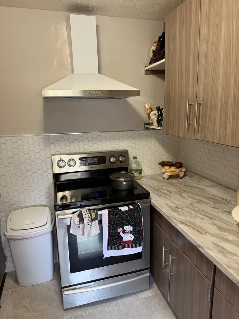4865 Dell Avenue Lake Worth FL 33461